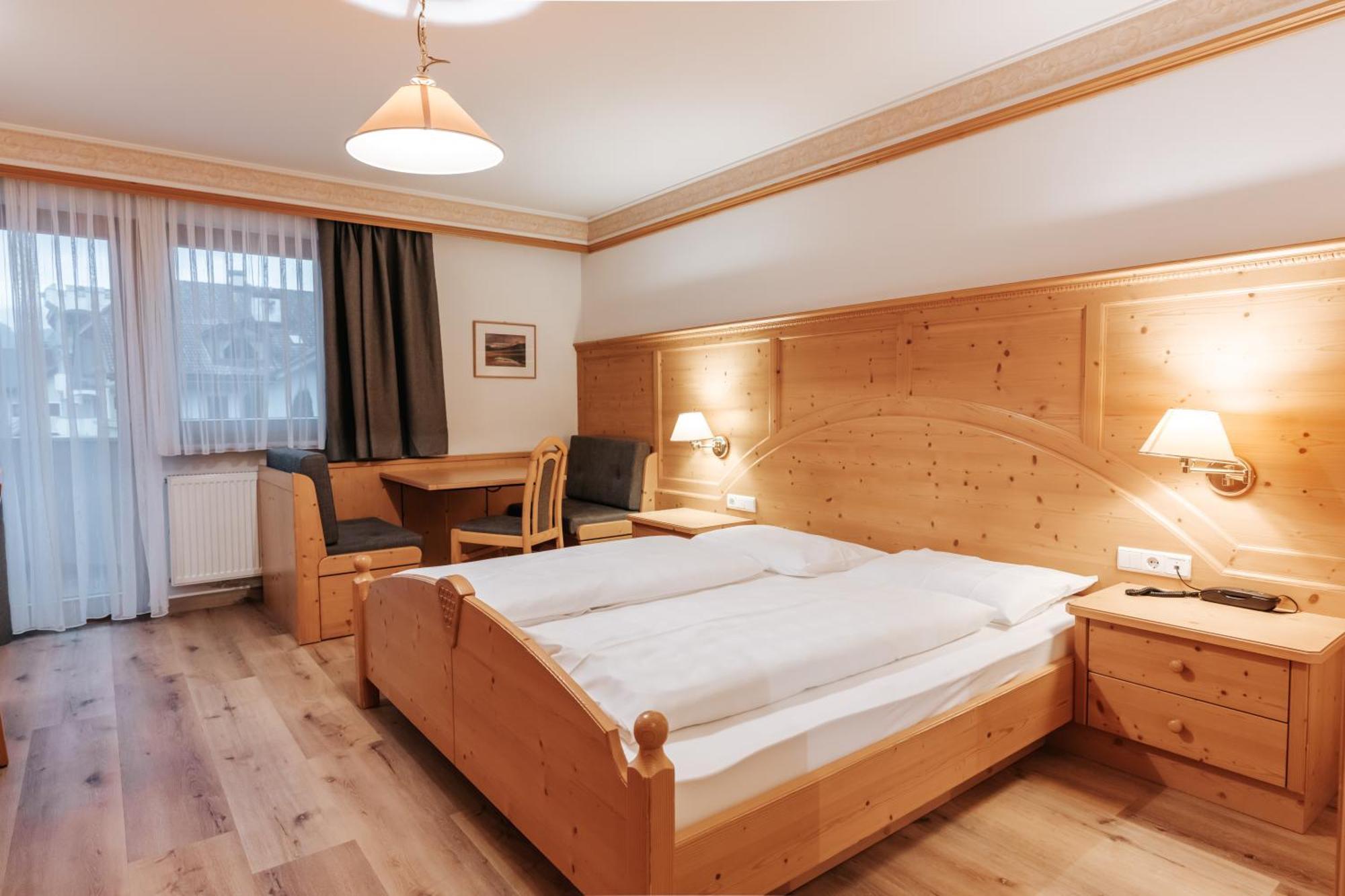 Hotel Tannenhof บรูนิโก ภายนอก รูปภาพ
